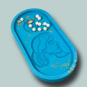 Small oval tray