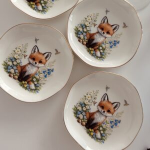 Elegante piatto portagioie in ceramica