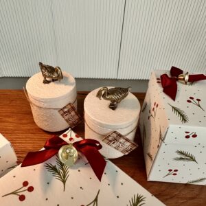 Anatra & Design: Candela Artigianale in Vaso Jesmonite con Scatola Regalo