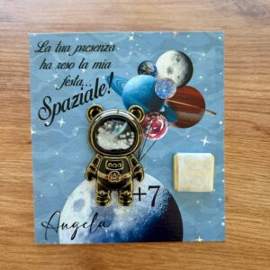 Ricordo Spaziale – Cartoncino Personalizzato con Astronauta e Cioccolatino