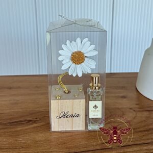 Soffio di Primavera – Diffusore floreale in legno personalizzabile